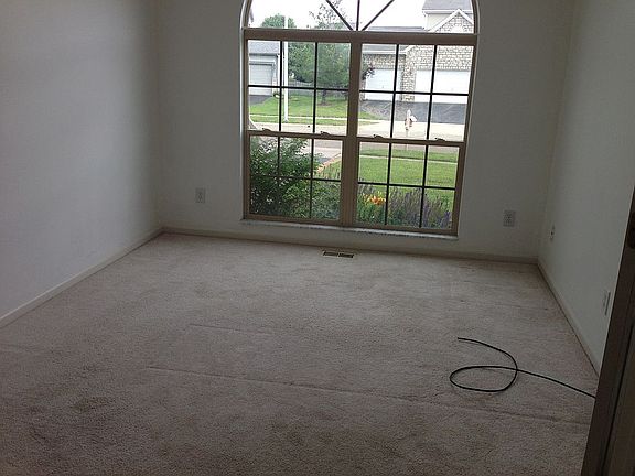 2nd image of 924 Mahle Dr
