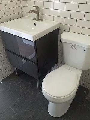 Rented by COASTLINE NEW YORK INC | media 39