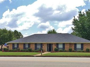 608 W Rieck Rd, Tyler, TX 75703