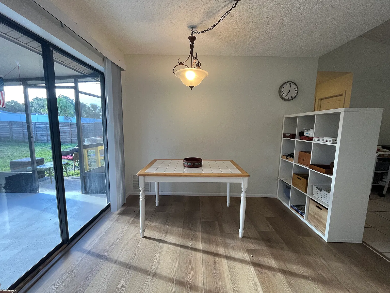 3 bed, 1000 sqft, $1,950 — Photo 3