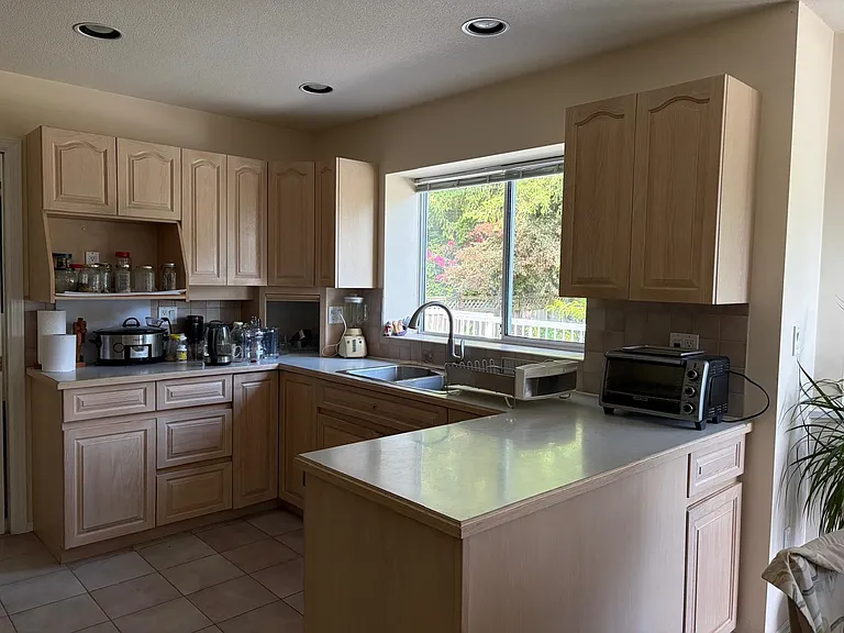 1565 Bramble Ln #MAIN AND ABOVE — Photo 1