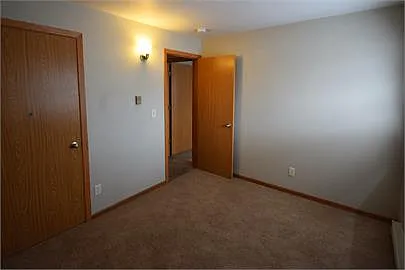 1806 Jackson St #8 — Photo 6