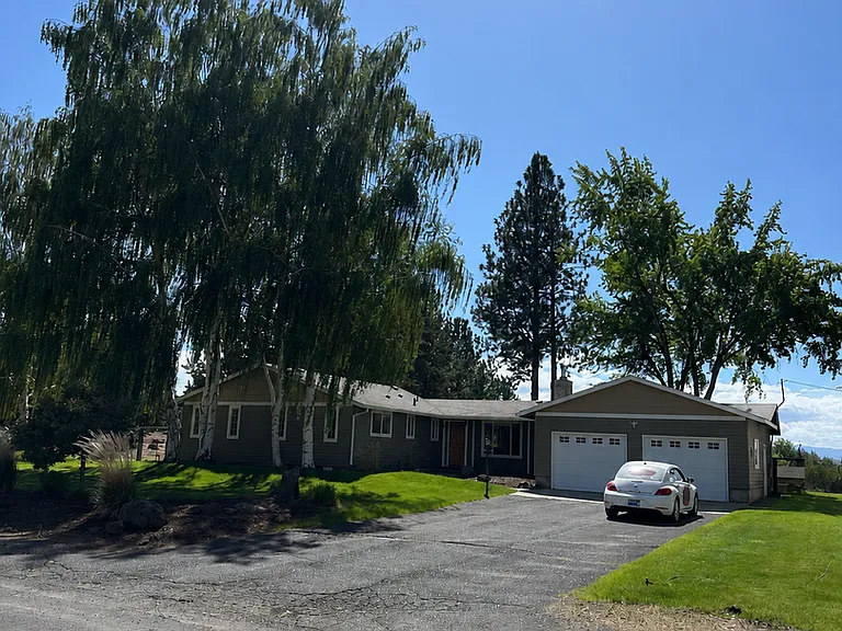 21700 Stud Ct — Photo 2
