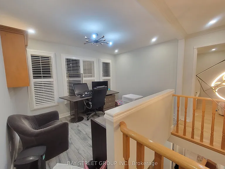 98 Brookeview Dr — Photo 35