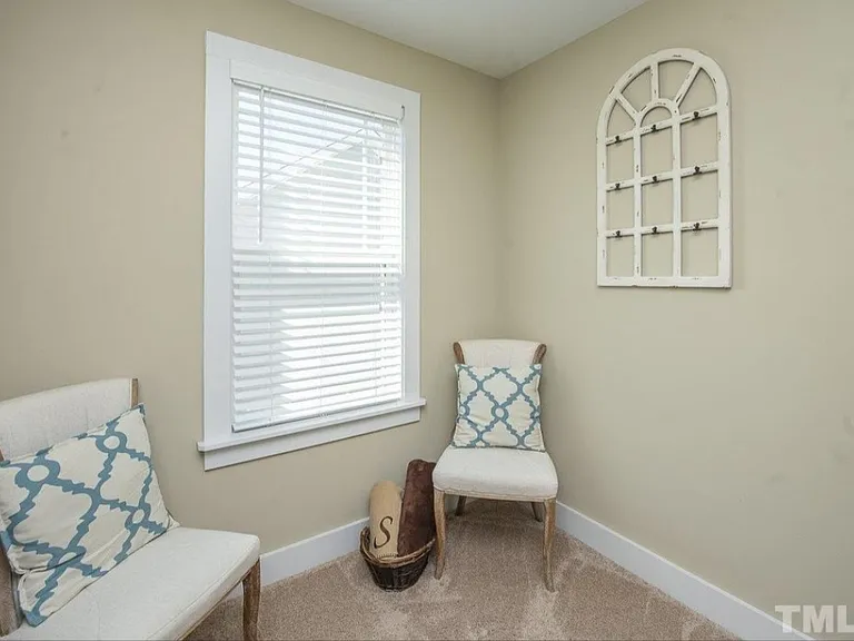 71 Wood Green Dr — Photo 12