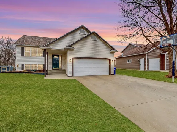 702 13th Ave NW, Kasson, MN 55944