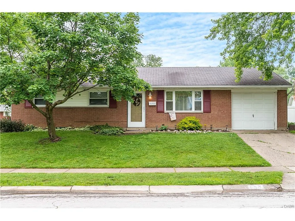 137 Bronwood St photo 1