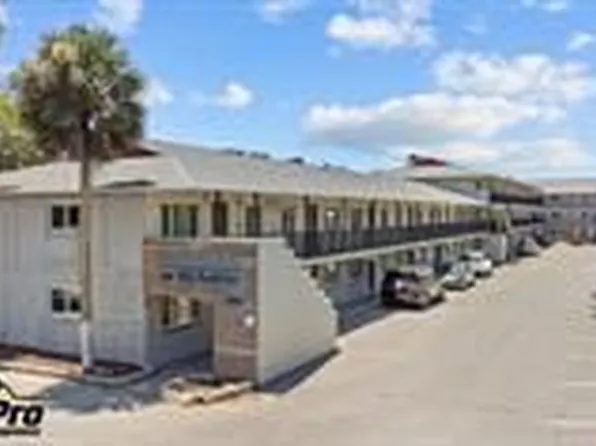900 S Peninsula Dr APT 214, Daytona Beach, FL 32118