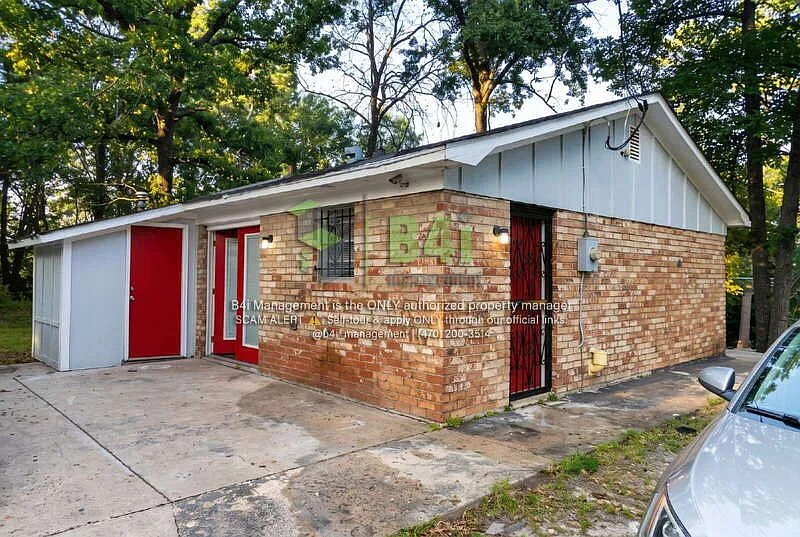3 bed, 1.5 bath, 1532 sqft, $1,195 — Photo 2