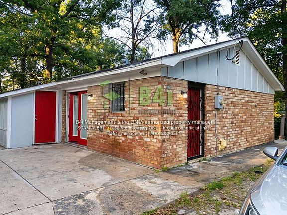 2nd image of 3025 Sprucewood Dr
