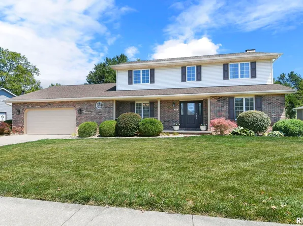 517 Cumberland Dr, Chatham, IL 62629