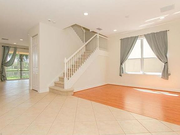 4th image of 11273 Pond Cypress St