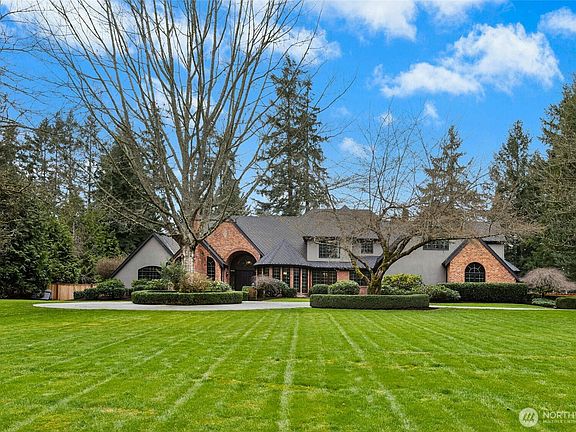 2nd image of 15409 NE 153rd Street