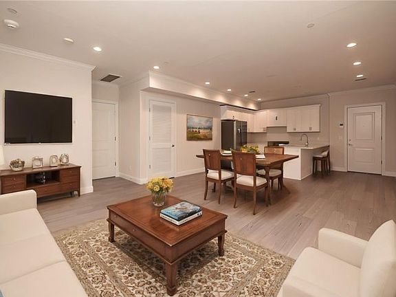 4th image of 776 Fulton St #3D