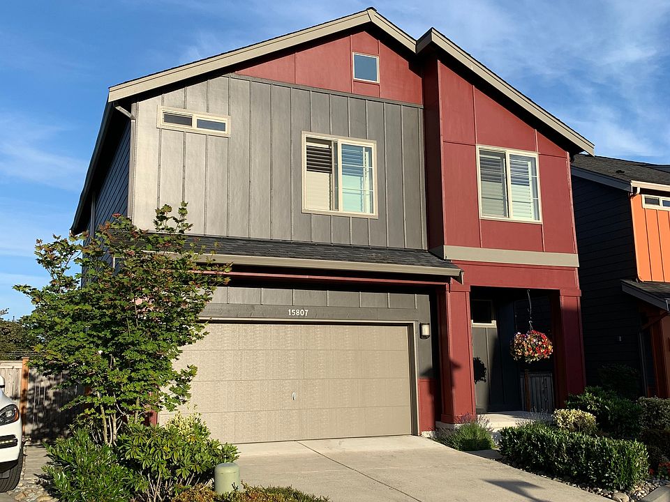 1st image of 15807 13th Ave W