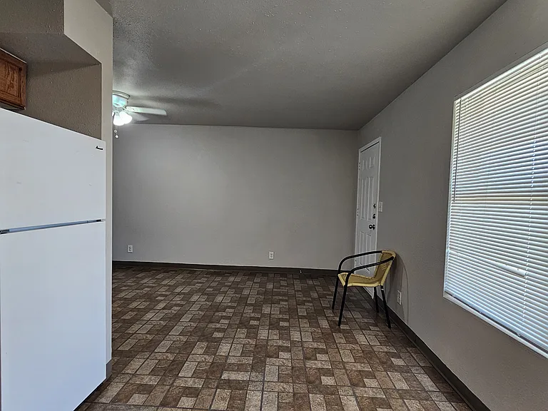 103 W Dunn Ave #5 — Photo 8