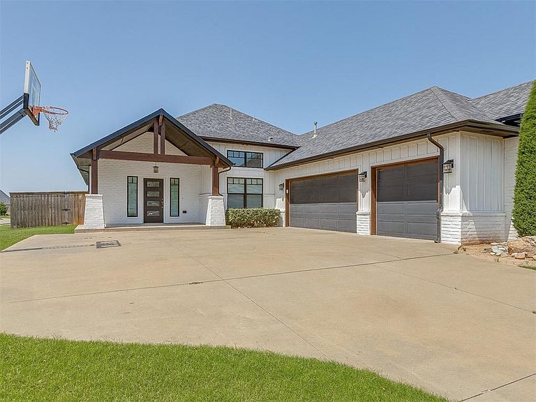 Listing photo 4