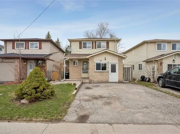 62 Corbett Dr, Barrie, ON L4M 5V2