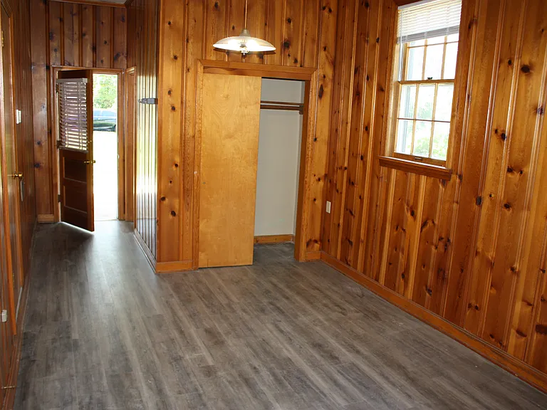 9300 Fern Creek Rd — Photo 22