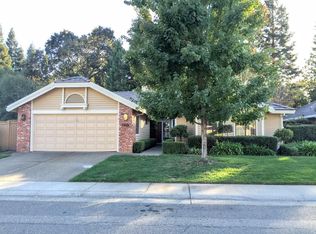 11674 Prospect Hill Dr, Gold River, CA 95670