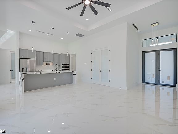 4th image of 3109 48th St W