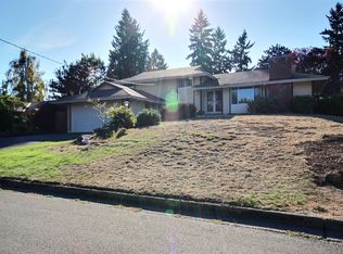 1819 172nd Ave NE, Bellevue, WA 98008