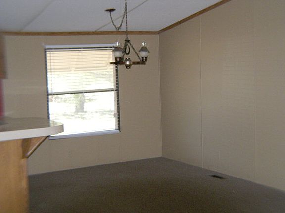 4th image of 103 N Alto Ave