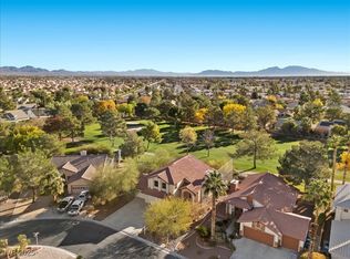 5216 Desert Star Dr, Las Vegas, NV 89130