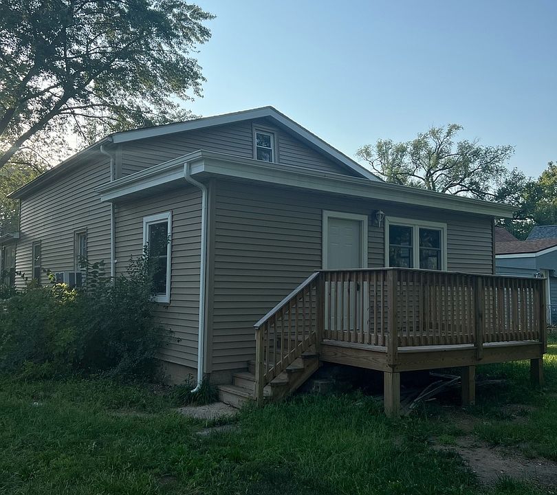 1st image of 2646 Hanson St