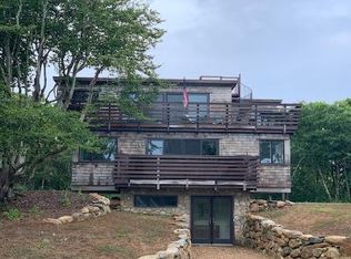 7 Sea Mist Ln, Aquinnah, MA 02535