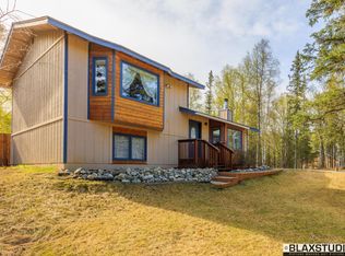 2220 E Grizzly Bear Dr, Wasilla, AK 99654