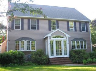 29 Dascomb Rd, Andover, MA 01810