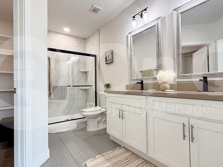 9160 N 67th Ave #226 — Photo 3