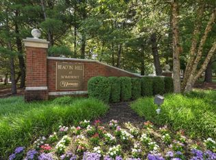 164 Sapphire Ln, Franklin Park, NJ