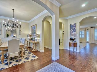 620 Forest View Ct, Hurst, TX 76054