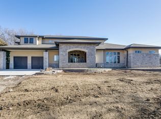 222 S Brookside Dr, Wichita, KS 67218