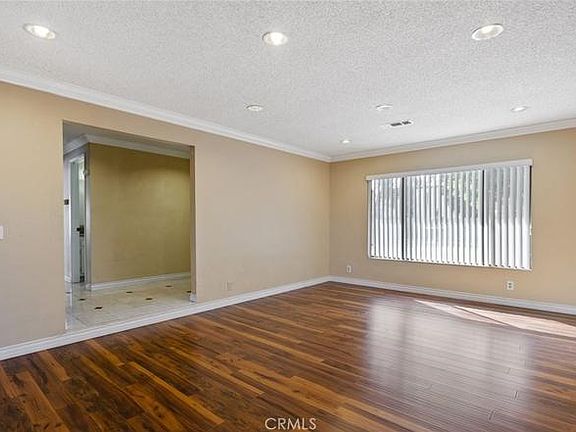 5th image of 15923 Carrara St