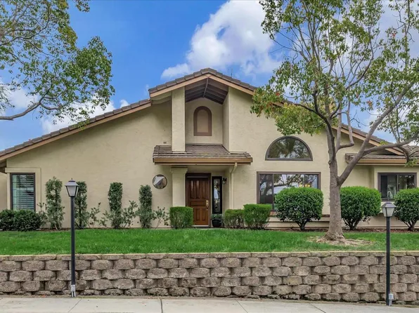 3306 Lake Albano Cir, San Jose, CA 95135