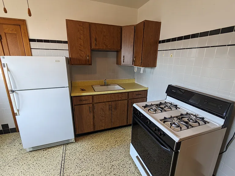 3407 N Lockwood Ave #2 — Photo 9
