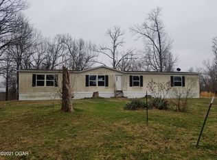 206 Boxer Ln, Noel, MO 64854