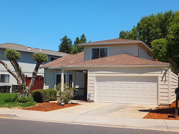 2nd image of 15150 Venetian Way