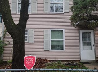 85 Hampshire Rd, Sicklerville, NJ 08081