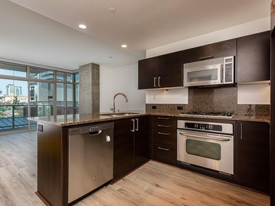 800 The Mark Ln UNIT 404, San Diego, CA, 92101