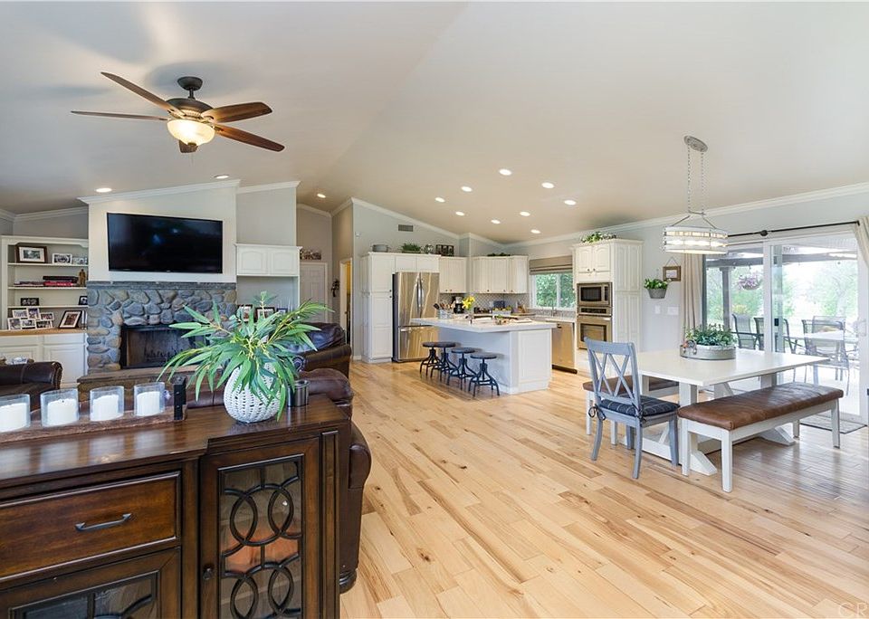 1st image of 36370 Fino Vista Ln