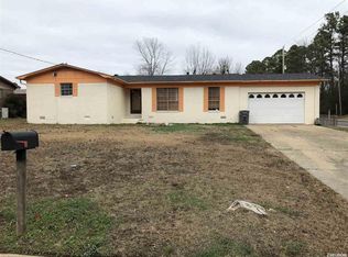 200 Mockingbird St, Hot Springs, AR 71913