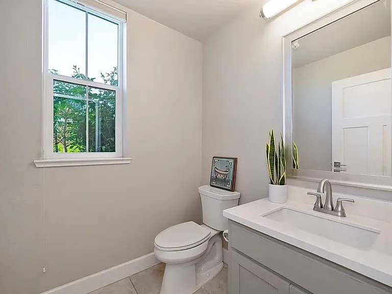 2230 Cannery Loop — Photo 14