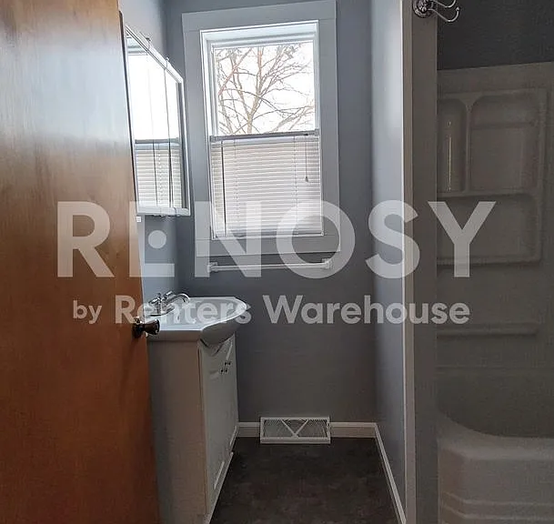 745 21st St — Photo 34