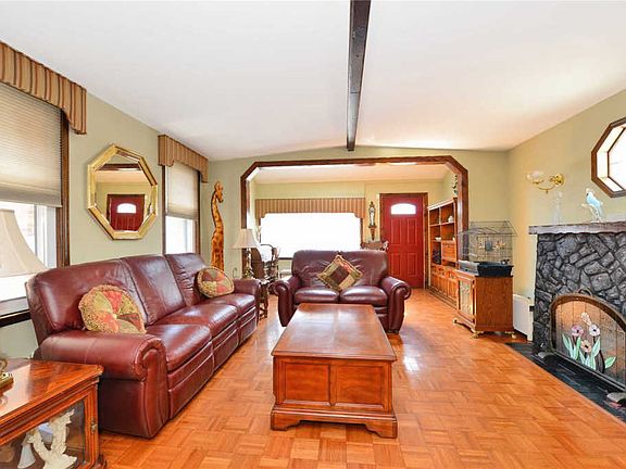 5th image of 13317 96th St