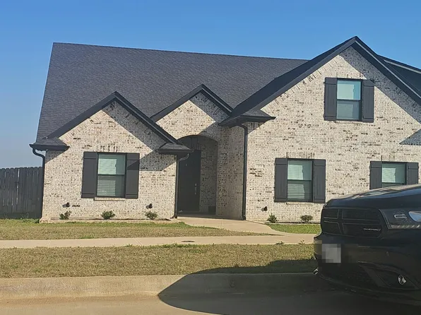 312 Amanda Ave, Bullard, TX 75757