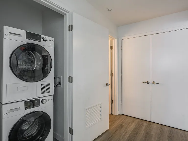 The Mod at Midtown — Photo 14